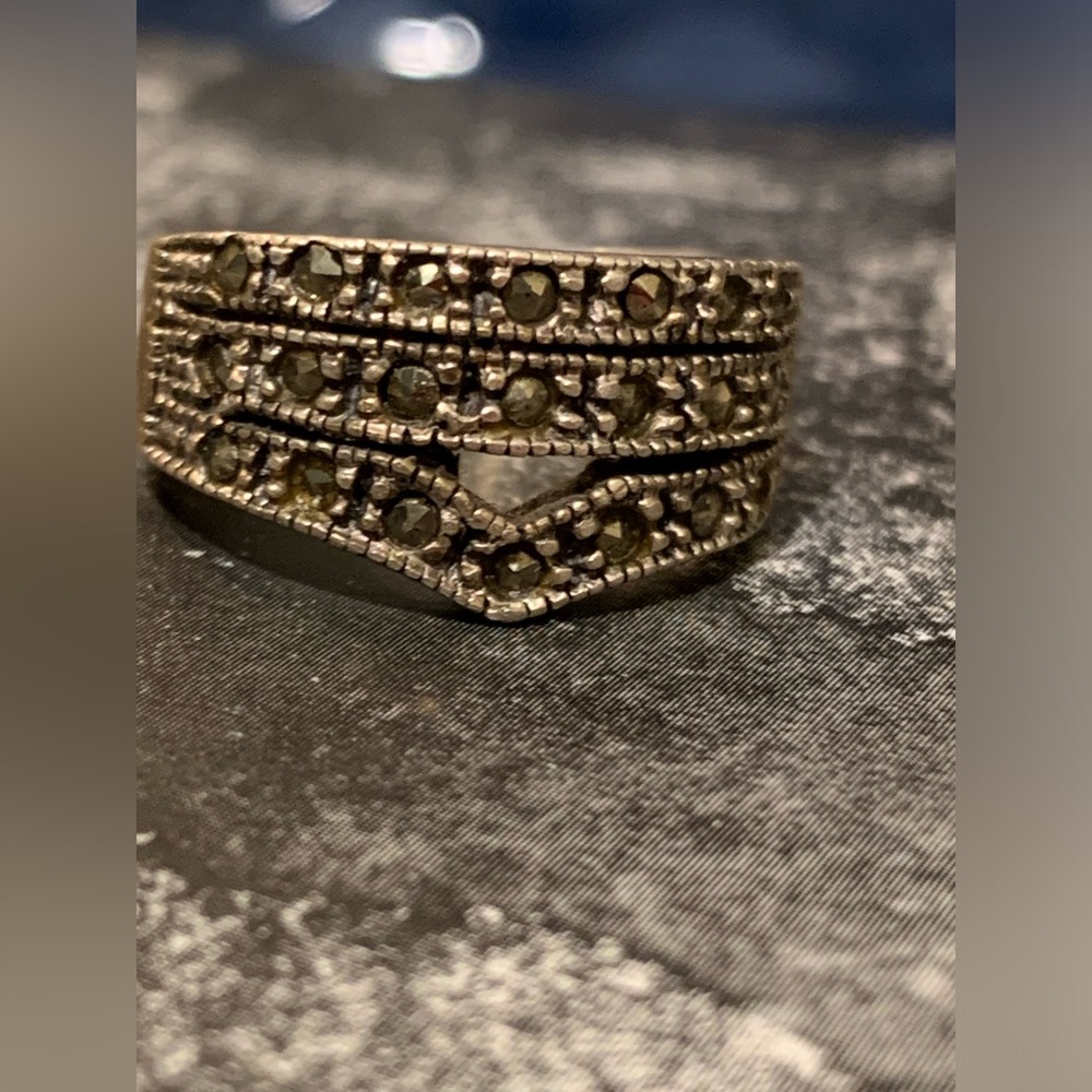 925 SILVER RING - Picture 3 of 8